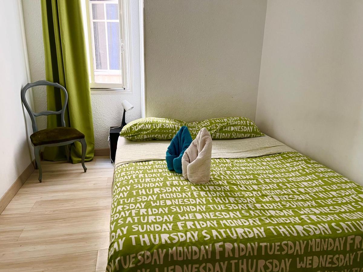 Guest House Arte อาลิกันเต ภายนอก รูปภาพ